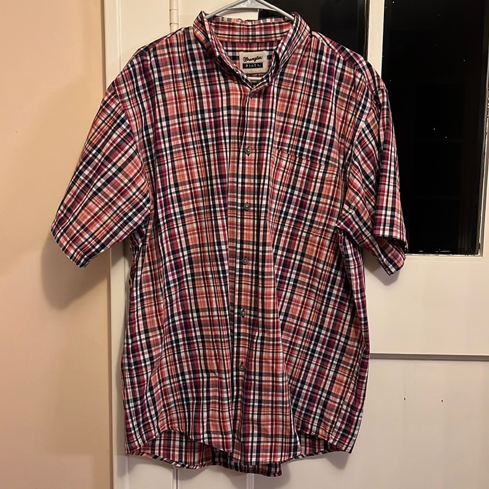 Men’s XL Wrangler Riata Button Down Shirt